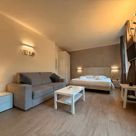 Garden * 斯特雷萨