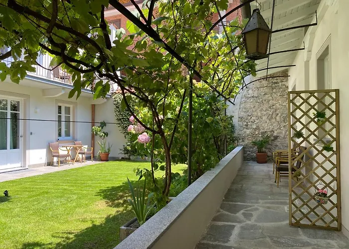 Garden * 斯特雷萨