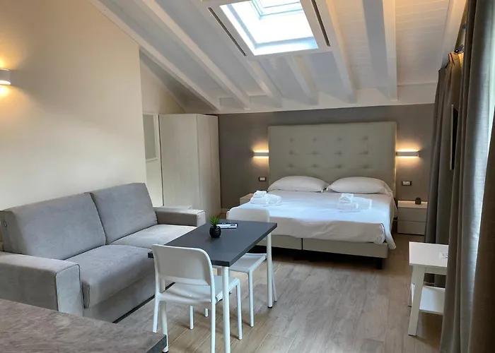 Garden * 斯特雷萨